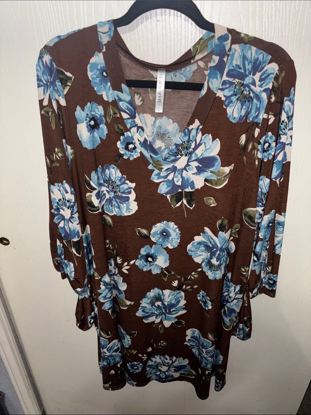 V-Neck Long Sleeve Floral Midi Dress in Brown and Blue
